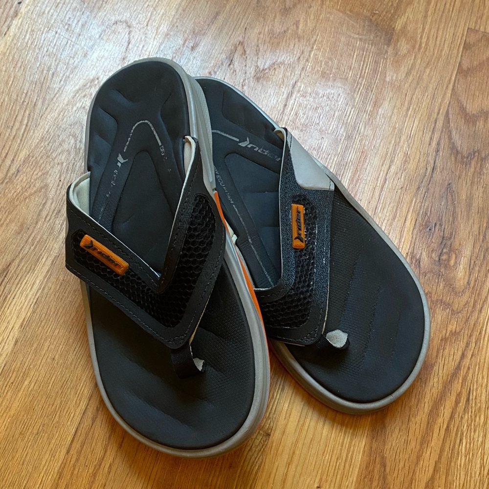 Rider Men's Black Cushioned Flip Flop Sandals